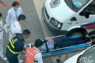马卡：几名马竞球迷遭约60名毕巴球迷袭击 1人头部受伤被送医